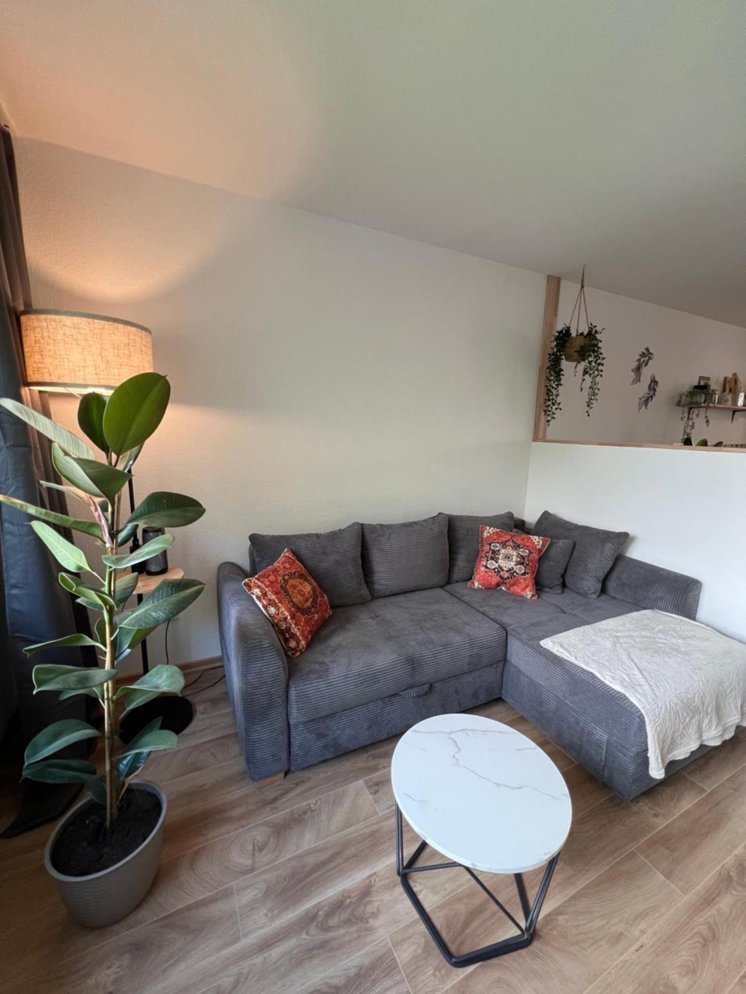 Up Wuljke19 Neu Renovierte Unterkunft Inkl.Pkw Stellplatz Emden Exterior photo